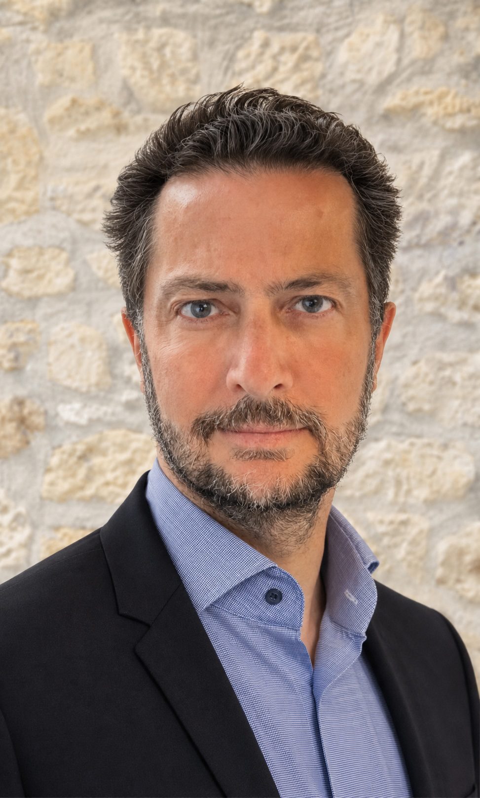 Christophe Tessier, hypnothérapeute et praticien HypnoMassage à Paris 7